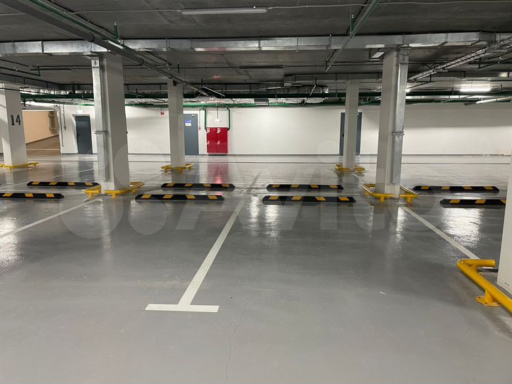 Машиноместо, 16 м²