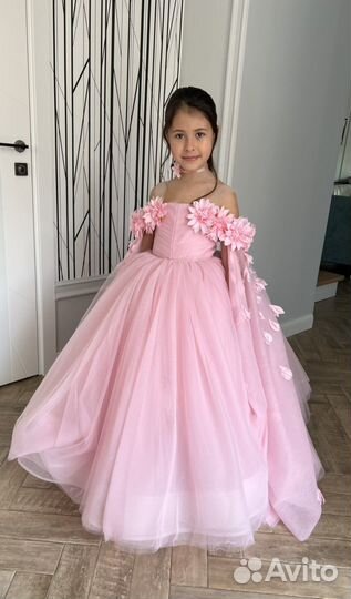 Платье в прокат для девочки на выпускной
