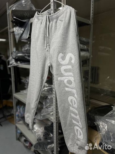 Штаны Supreme