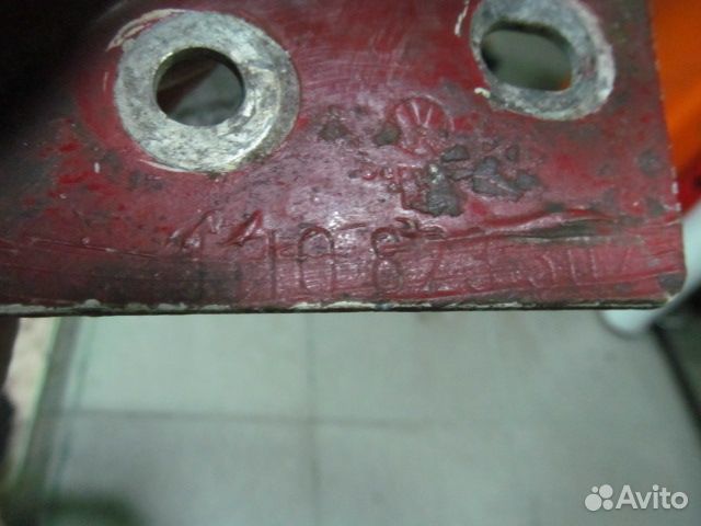 Петля капота правая Vw Golf 3 1H0 1992-1988