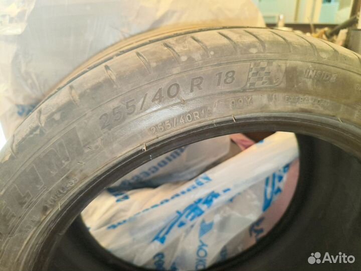 Michelin Pilot Sport 4 225/45 R18 и 255/40 R18