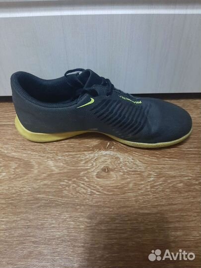 Футзалки nike phantom