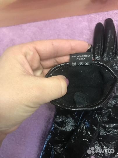 Перчатки кожаные лакированные