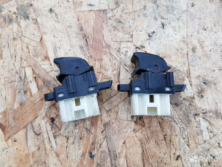 Кнопка стеклоподъемника Mazda 6 GG