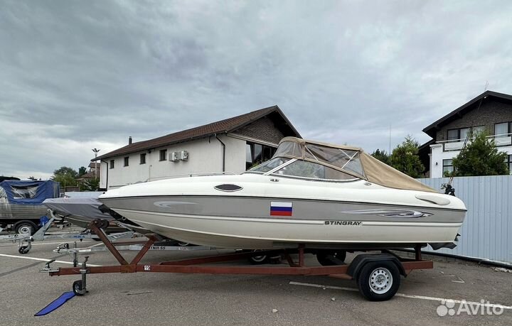 Катер Stingrey 195 CS