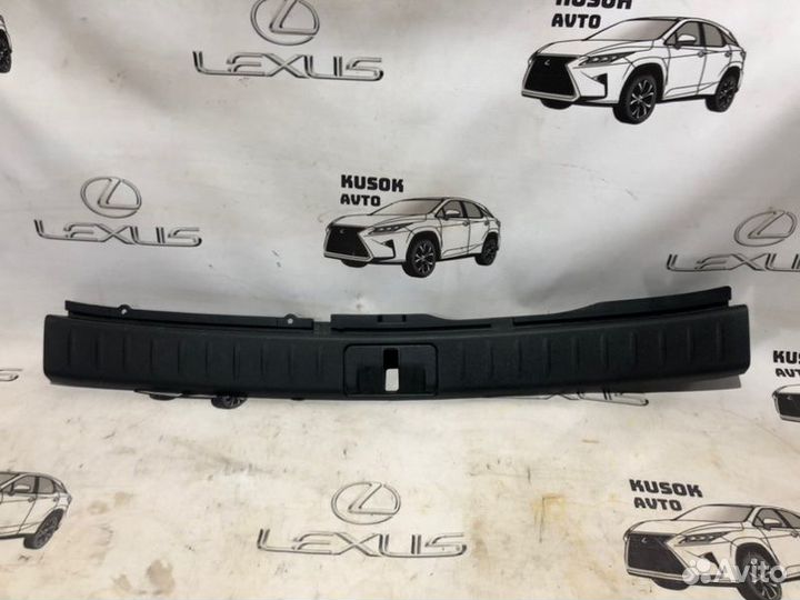 Обшивка багажника Lexus Rx 350 DBA-GGL10W 2GR-FE