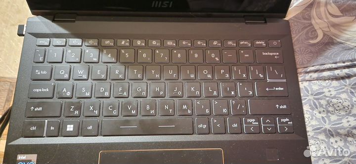 Ультрабук MSI