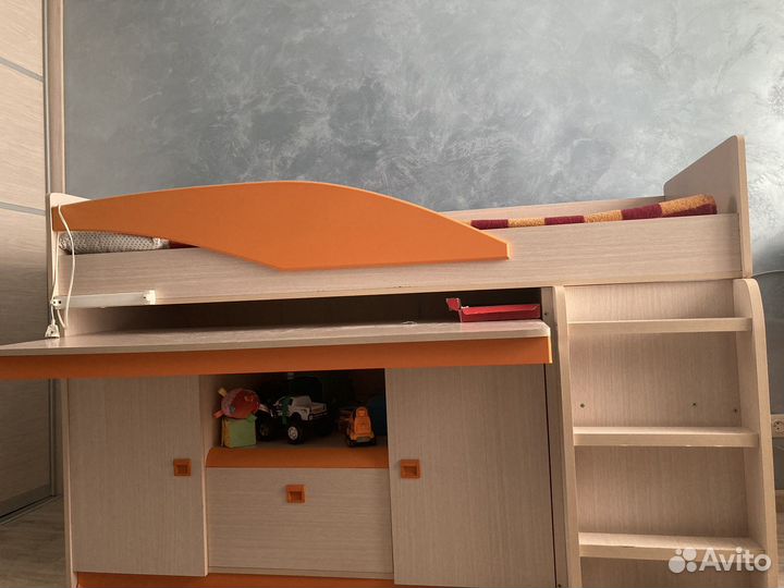 Продам детскую кровать