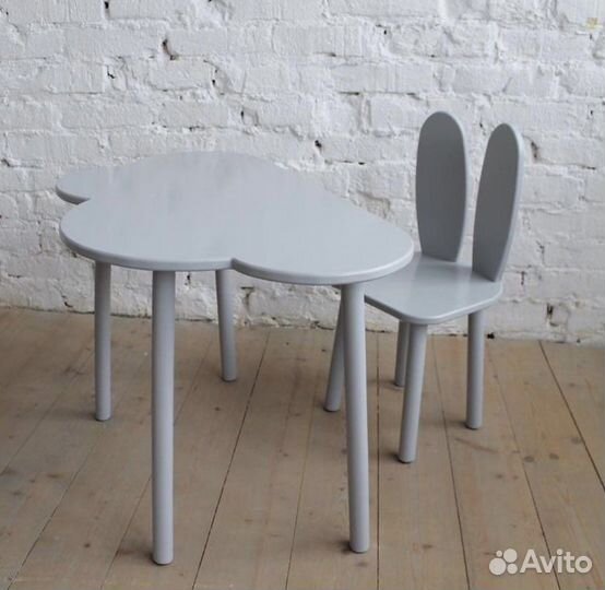 Детский стульчик из массива дерева