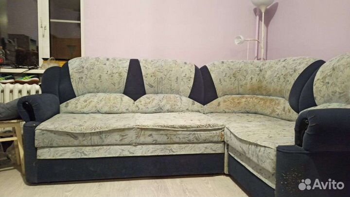 Диван угловой