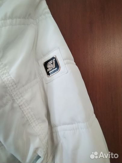 Пуховик женский 42 44