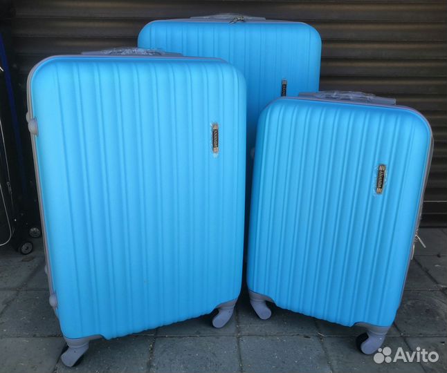 Чемоданы пластиковые