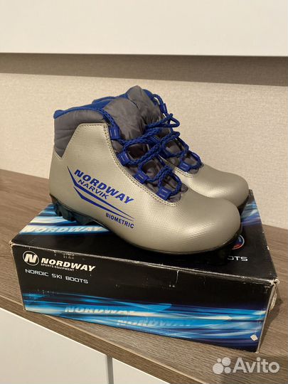 Лыжные ботинки