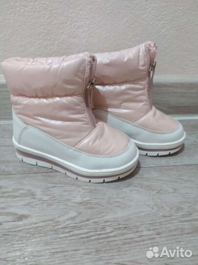 Сапожки для девочки