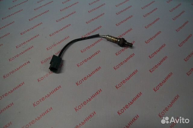 Nissan 22690-8J001 Датчик кислородный