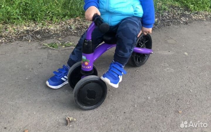 Беговел для малышей от года