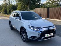 Mitsubishi Outlander 2.0 CVT, 2021, 67 000 км, с пробегом, цена 2 170 000 руб.