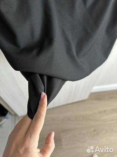 Деловое черное платье vassa co