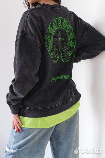 Джинсы и свитшот