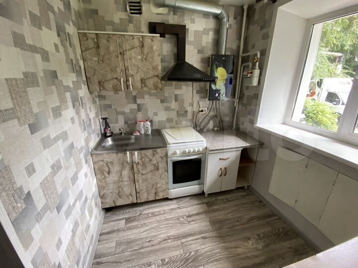 3-к. квартира, 60 м², 1/5 эт.
