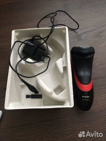 Бритва электрическая philips Series 1000