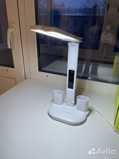 Лампа настольная