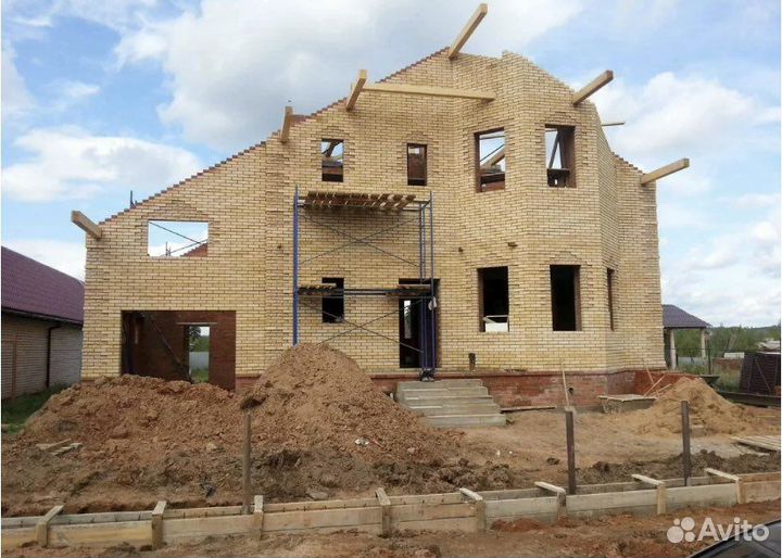 Бригада строителей