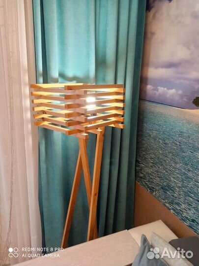 Светильник напольный