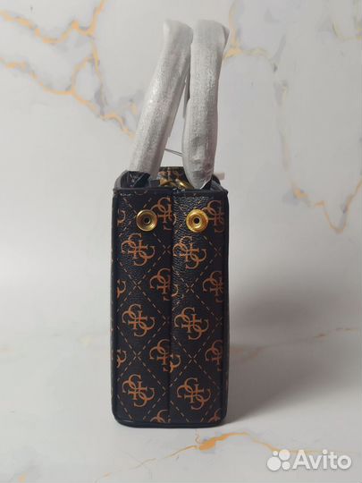 Сумка Guess новая