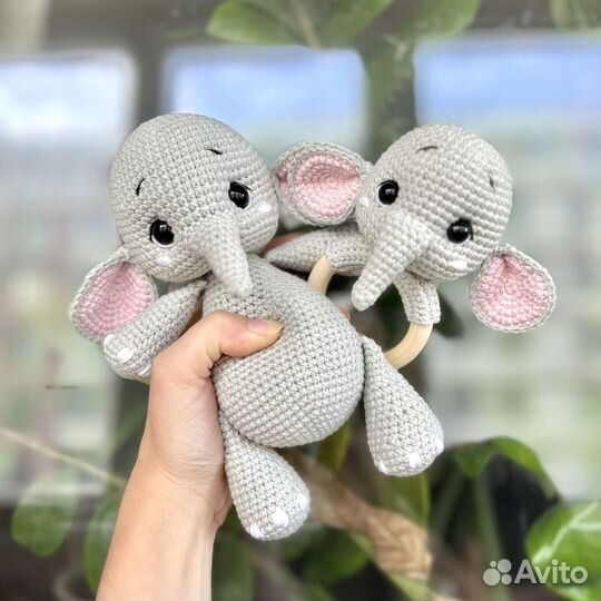 Вязальщица игрушек на дому