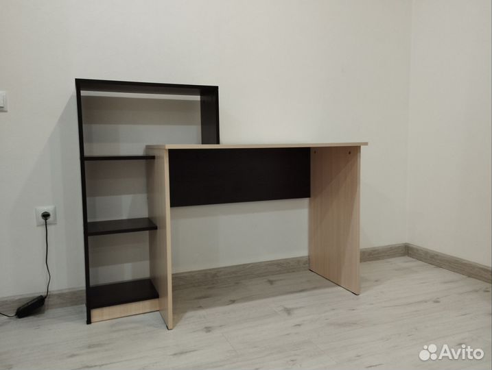 Компьютерный стол новый