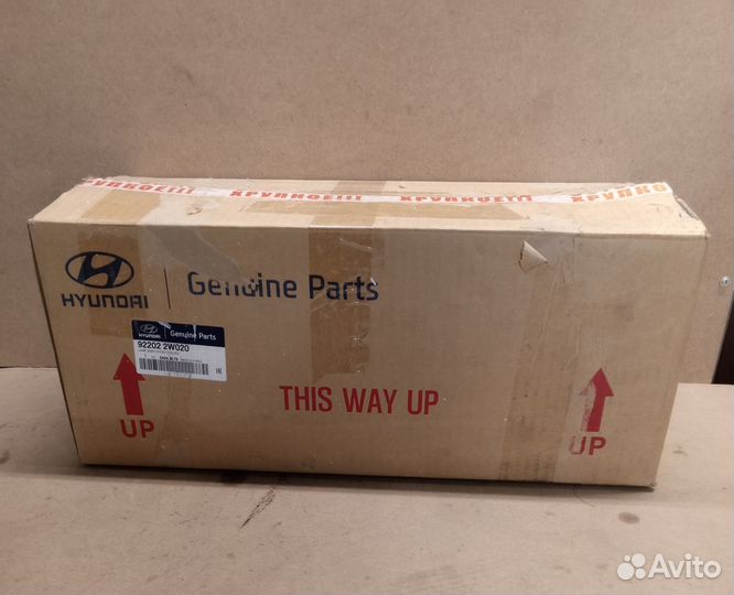 Фара противотуманная правая Hyundai 922022W020