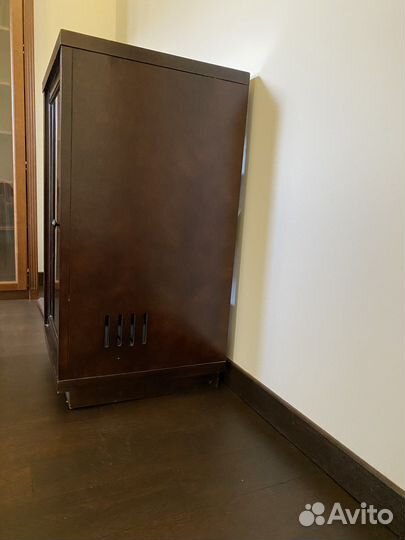 Стойка - тумба для аппаратуры видео/аудио