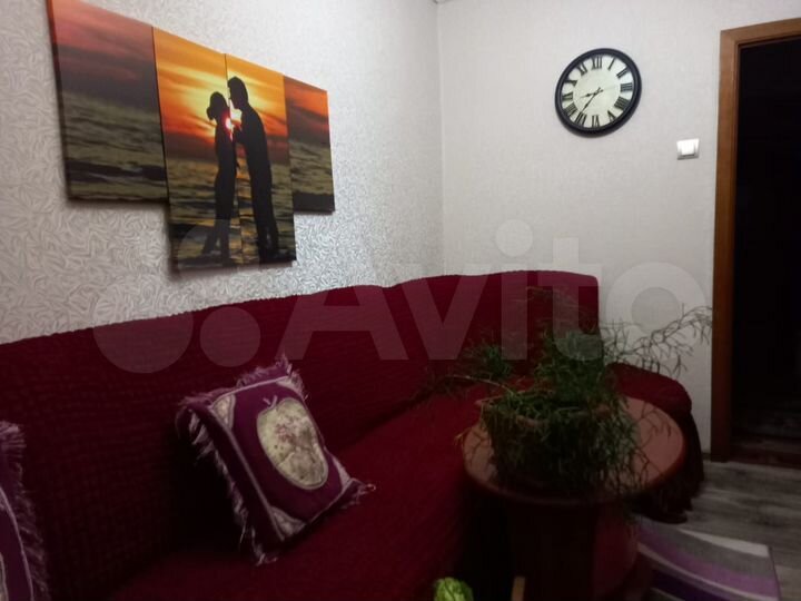 4-к. квартира, 72 м², 1/2 эт.