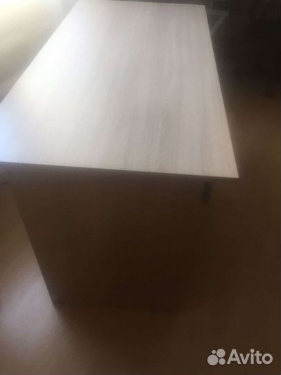 Письменный стол