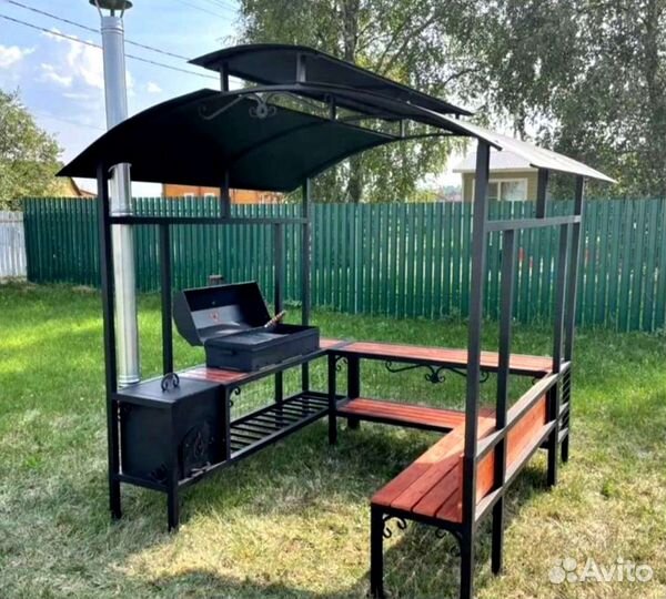 Беседка с мангалом