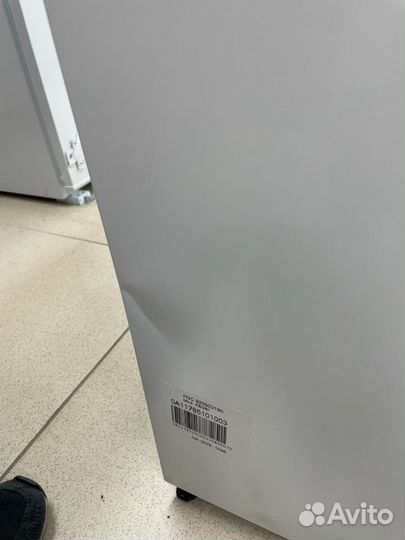 Встраиваемый холодильник Electrolux RNT2LF18S новы