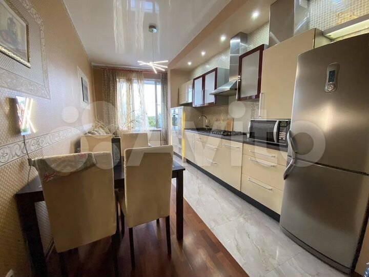 2-к. квартира, 90 м², 5/9 эт.