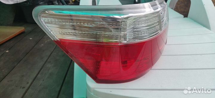 Задние стоп сигналы Toyota premio