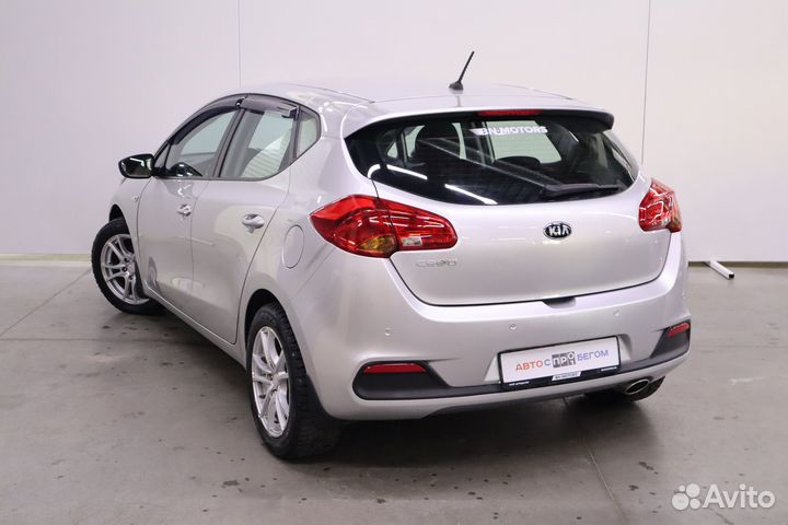 Kia Ceed 1.6 AT, 2014, 131 182 км