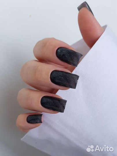 Маникюр с покрытием гель-лак, Наращивание ногтей