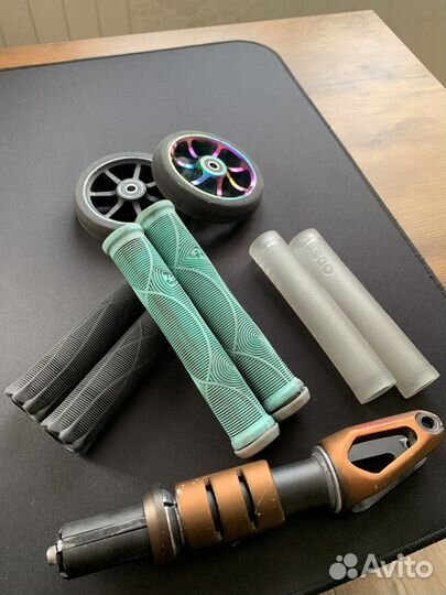 Детали для трюкового самоката, грипсы, колеса