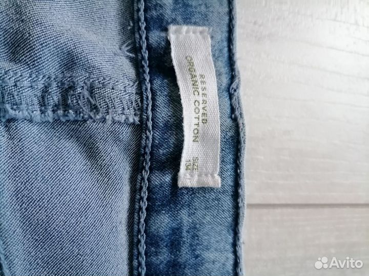 Джинсы reserved на девочку 134