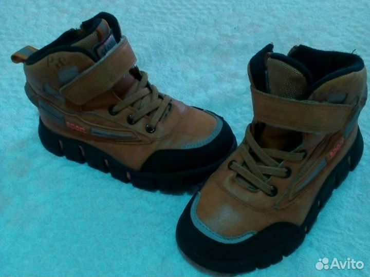 Ботинки детские р 32