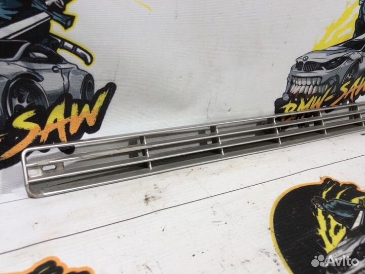 Молдинг на крыло задний Audi Coupe 81/85 1985