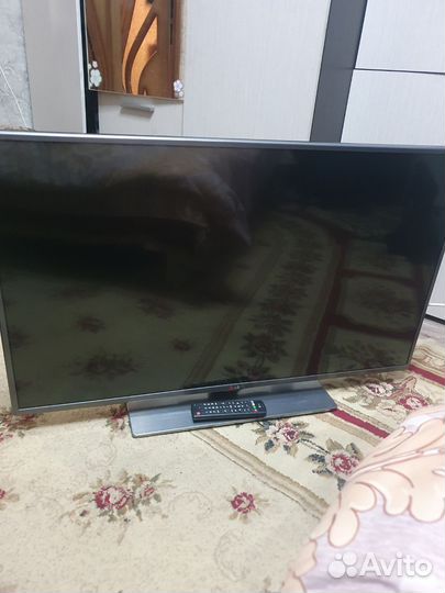 Телевизор LG 42LB569V