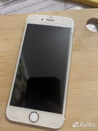 iPhone 6S, 64 ГБ