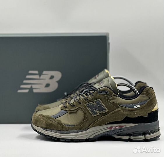 Кроссовки мужские new balance 2002r