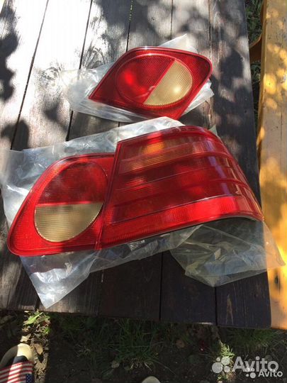 Задние фонари Mercedes e-class w210 оригинал