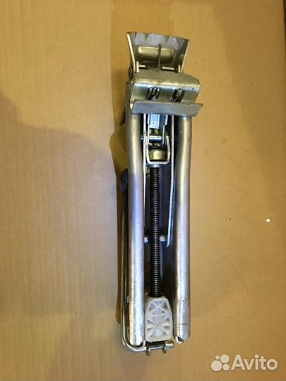 Домкрат Шкода Фабиа 6Q0011031D